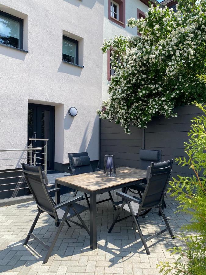 Sonnenlay Lounge - Studio & Ferienhaus Brauneberg Exterior foto